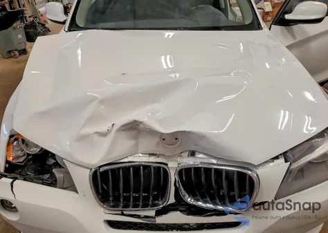 2013 BMW X3 xDrive28I z USA, uszkodzony, nr VIN 5UXWX9C59D0A11829